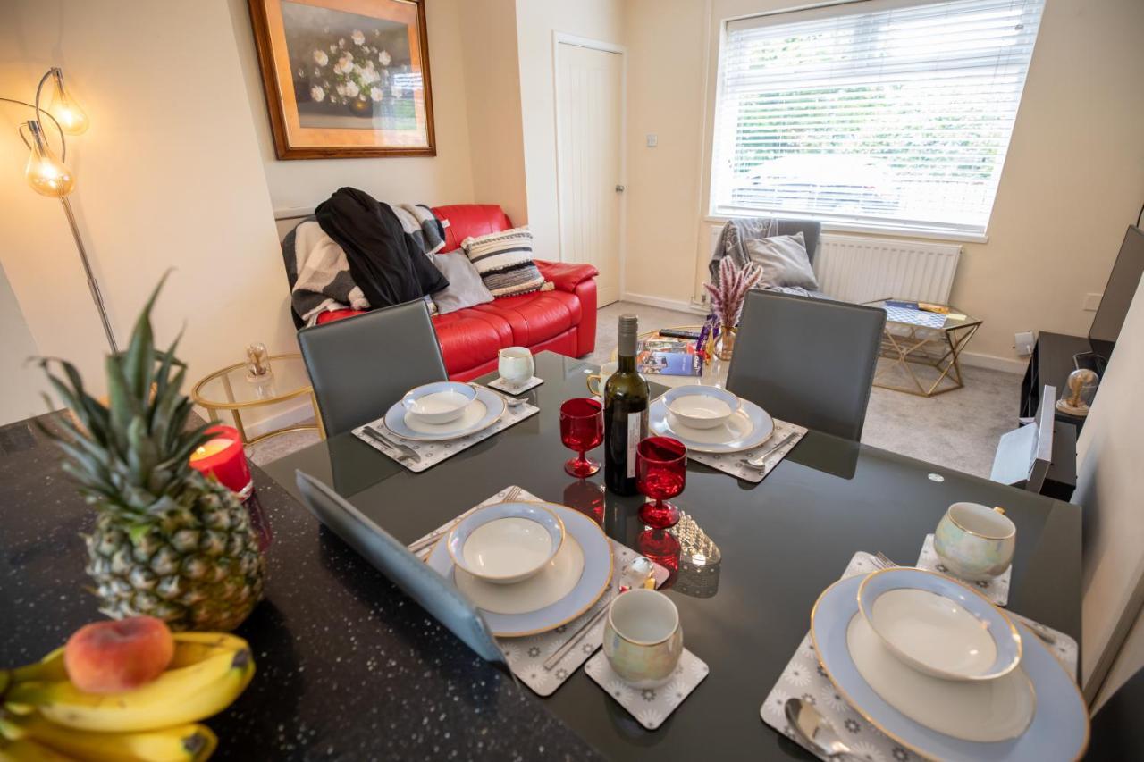 Og Stays Ii- 3Bedroom House Near Nissan & Stadium, Free Parking Сандерленд Екстер'єр фото