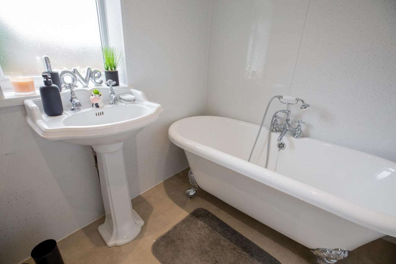 Og Stays Ii- 3Bedroom House Near Nissan & Stadium, Free Parking Сандерленд Екстер'єр фото
