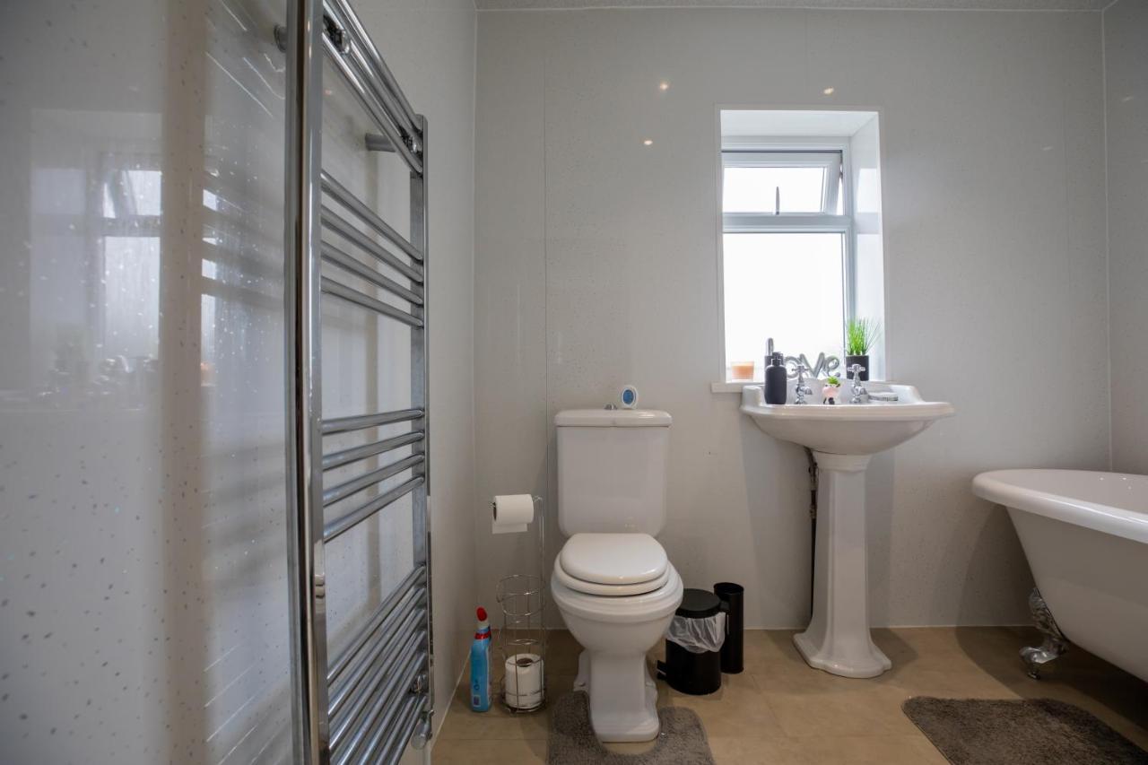 Og Stays Ii- 3Bedroom House Near Nissan & Stadium, Free Parking Сандерленд Екстер'єр фото