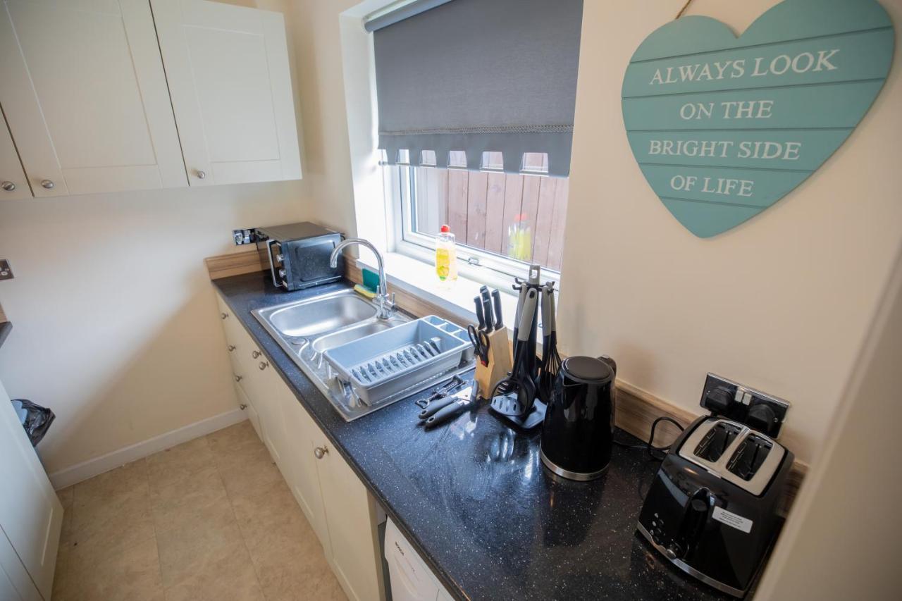Og Stays Ii- 3Bedroom House Near Nissan & Stadium, Free Parking Сандерленд Екстер'єр фото